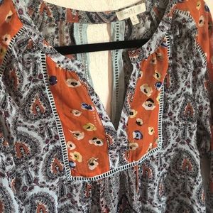 Boho paisley and floral print blouse size M.